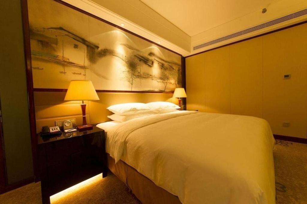 Yang Peng Jin Jiang Hotel Yangzhou Exterior photo