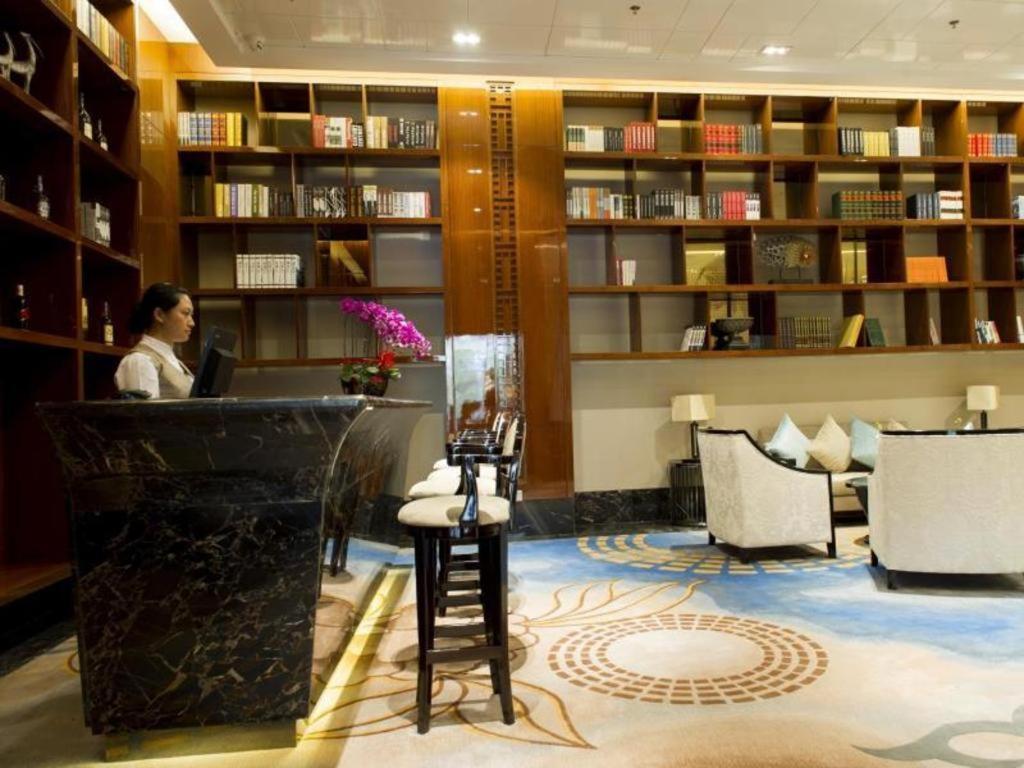 Yang Peng Jin Jiang Hotel Yangzhou Exterior photo