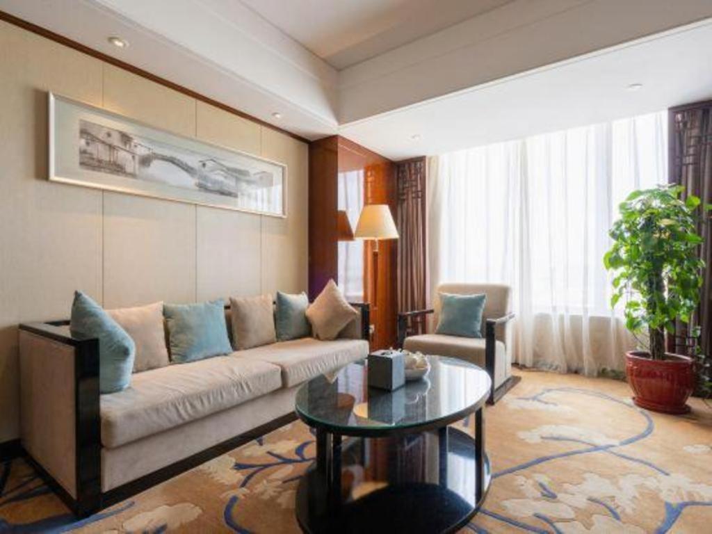 Yang Peng Jin Jiang Hotel Yangzhou Exterior photo