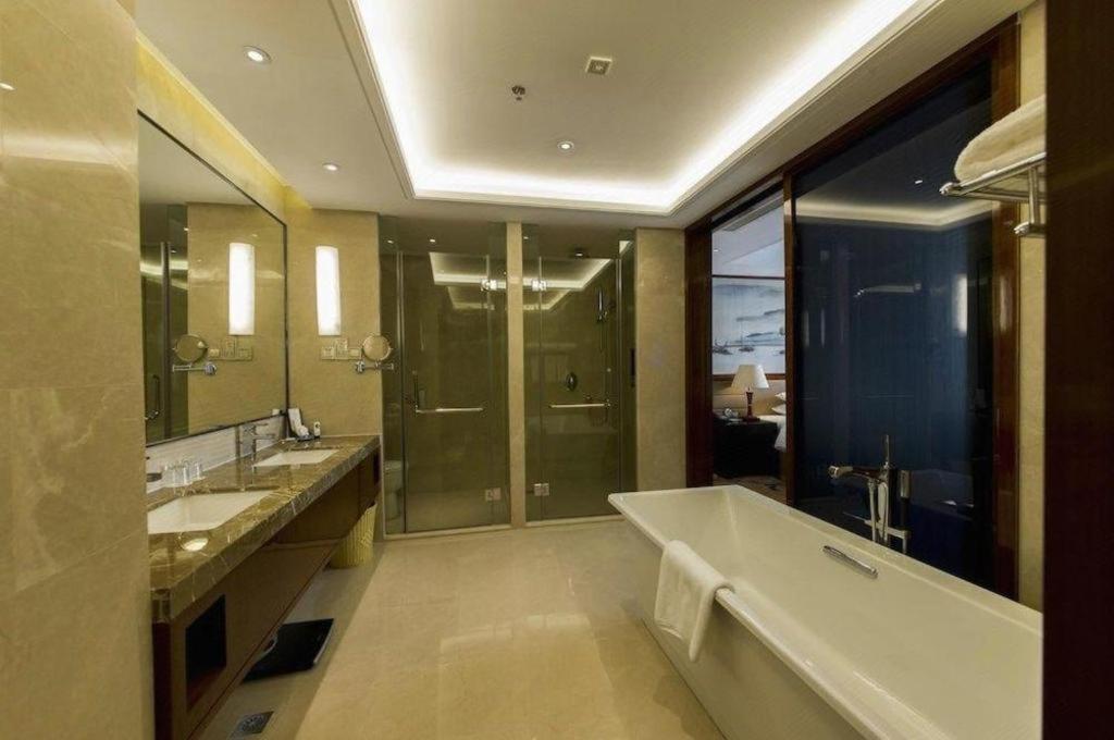 Yang Peng Jin Jiang Hotel Yangzhou Exterior photo