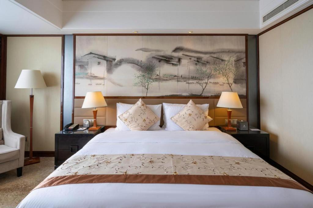 Yang Peng Jin Jiang Hotel Yangzhou Exterior photo