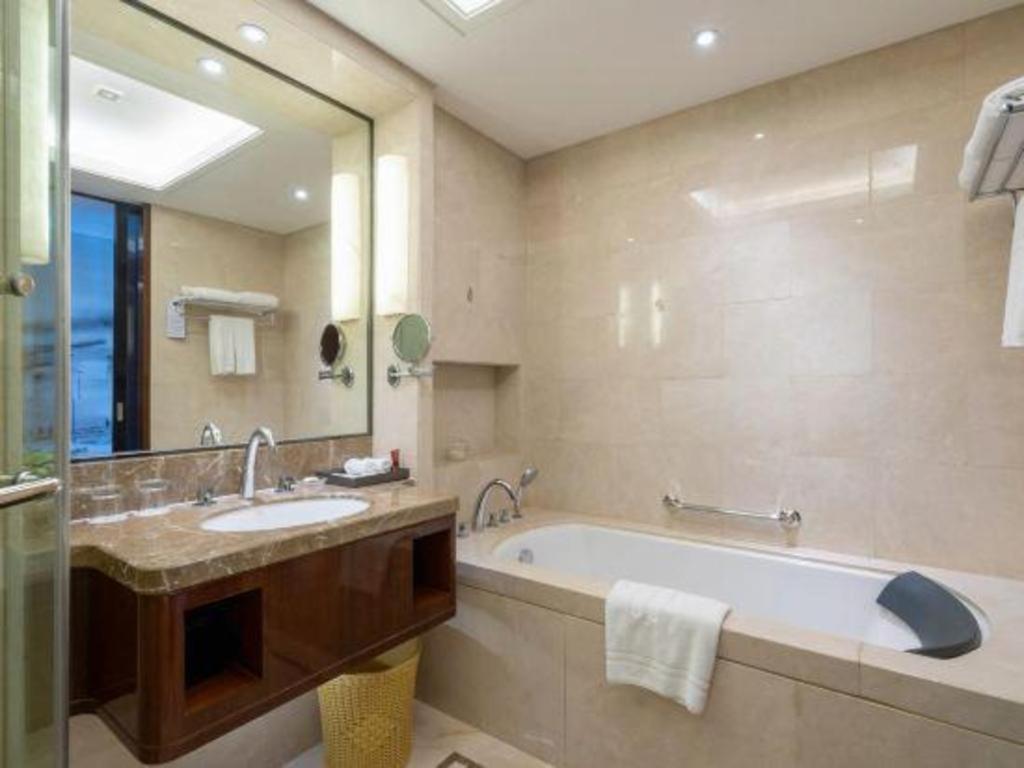Yang Peng Jin Jiang Hotel Yangzhou Exterior photo