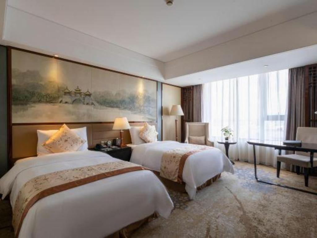 Yang Peng Jin Jiang Hotel Yangzhou Exterior photo
