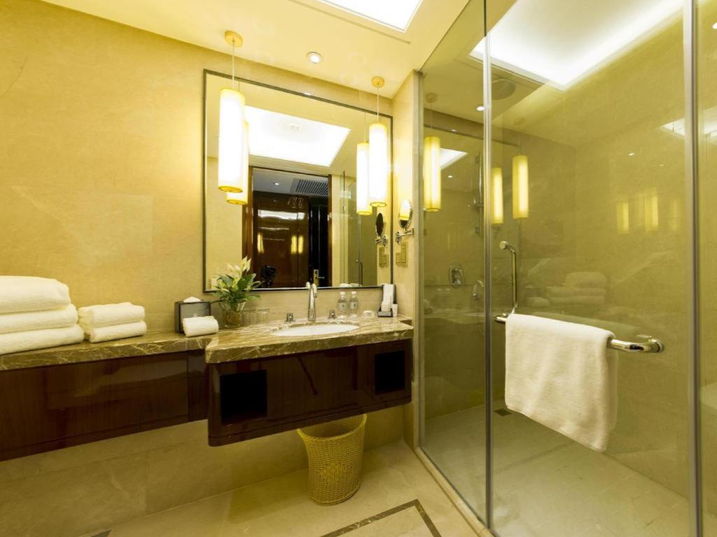 Yang Peng Jin Jiang Hotel Yangzhou Exterior photo